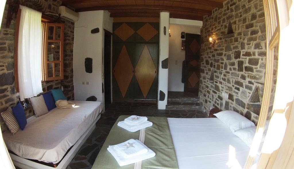 Arokaria Hideaway Suites Krotiri Chambre photo